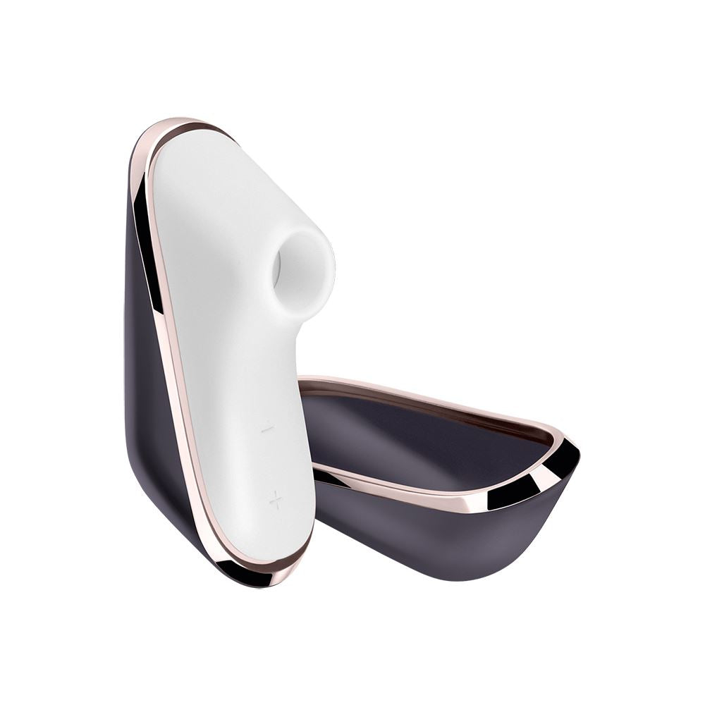 Satisfyer Traveler in Aubergine/Rose Gold – product detail view