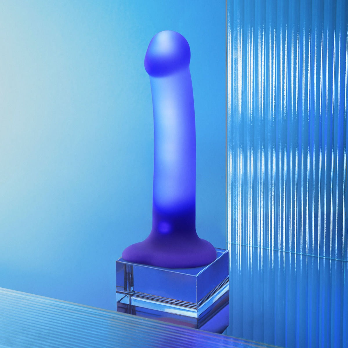 Strap On Me Glow-LED Dildo 7.1" – dimensions