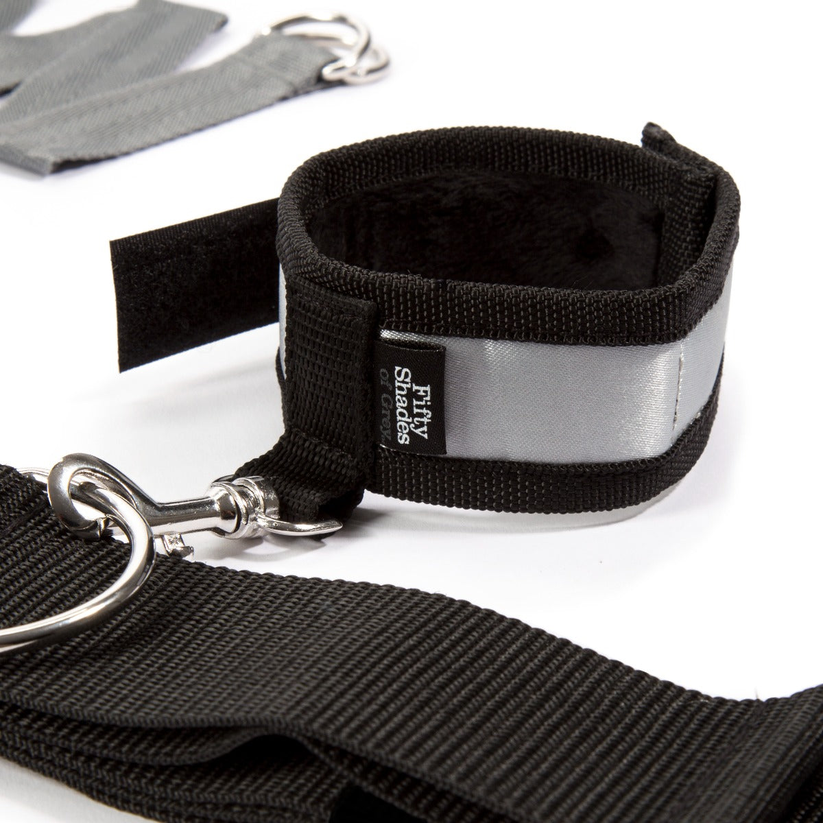 Keep Still Over the Bed Cross Restraint - product view
