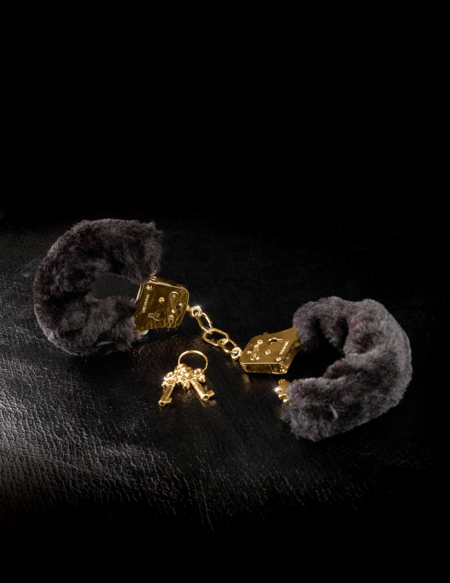 Fetish Fantasy Gold® - Deluxe Furry Cuffs™ – product image 3