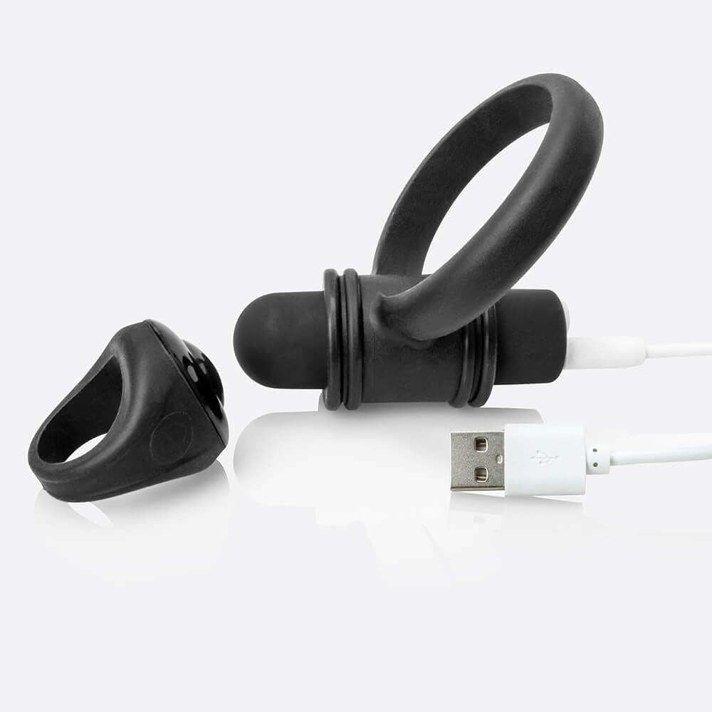 My Secret Screaming O Bullet and Ring for Him - Black in Black