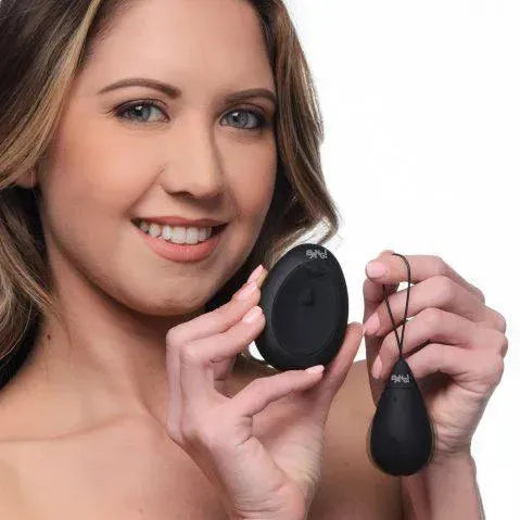 10X Silicone Vibrating Egg Black - Rapture Works
